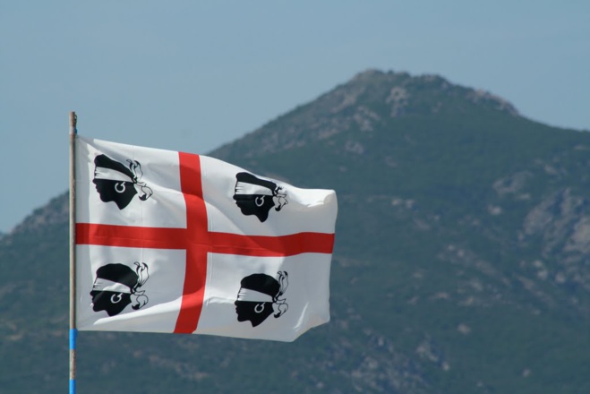 L'amnistia di i prigiuneri corsi vutata da... u cunsigliu municipale di Sassari L'amnistia di i prigiuneri corsi vutata da... u cunsigliu municipale di Sassari