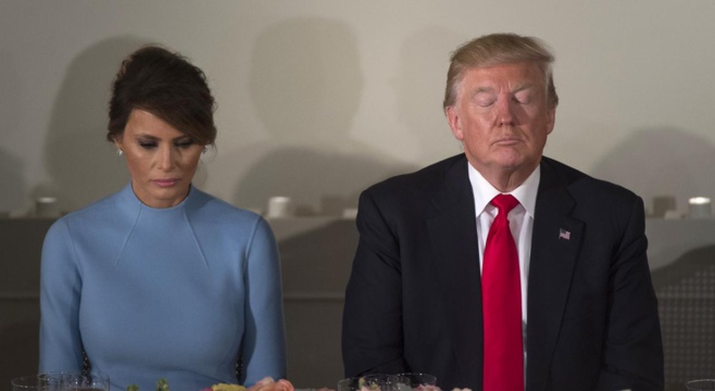 O Melania, tuttu và bè ?