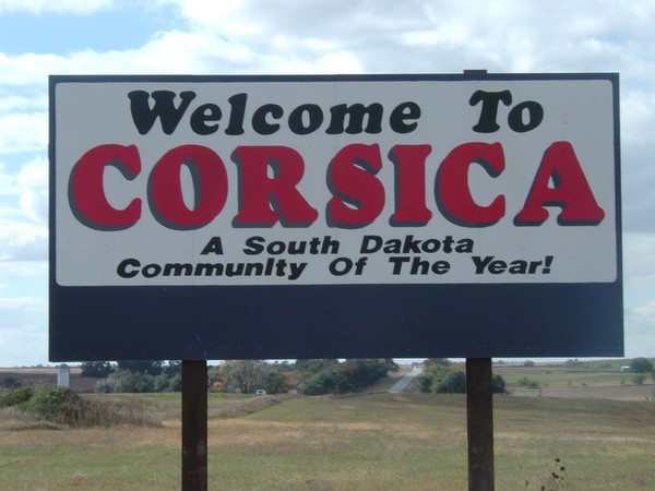 10 ragioni d'ùn vene micca à stallassi in Corsica 10 ragioni d'ùn vene micca à stallassi in Corsica