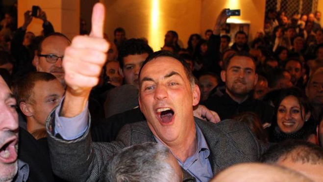 Elezzione : a lege di u più forte