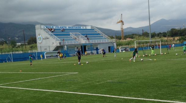 Ritrattu : pagina facebook di l'EFB Ritrattu : pagina facebook di l'EFB