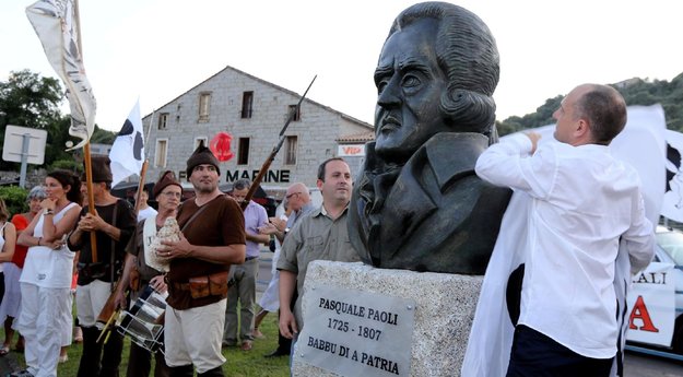 10 manere di festighjà a Nazione