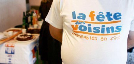Bona festa à tutti i vicini è ancu à l'altri Bona festa à tutti i vicini è ancu à l'altri