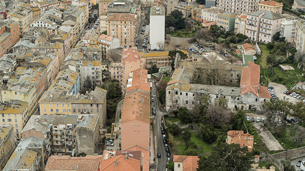 20 curiusità intornu à Bastia 20 curiusità intornu à Bastia