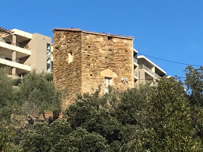 20 curiusità intornu à Bastia 20 curiusità intornu à Bastia