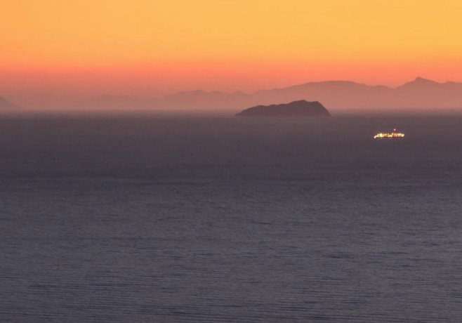 A Corsica è u San Petrone... visti da l'Italia A Corsica è u San Petrone... visti da l'Italia