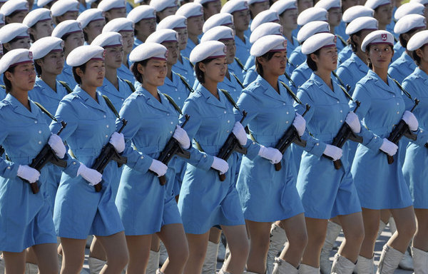 Défilé militare : tutti à u garde à vous ! Défilé militare : tutti à u garde à vous !