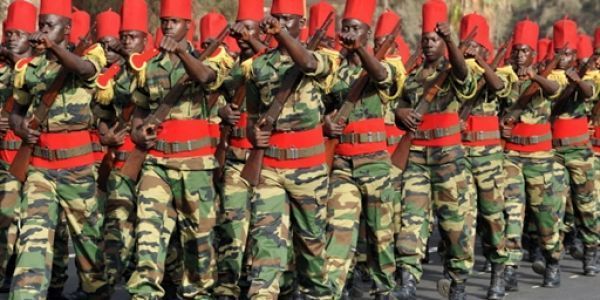 Défilé militare : tutti à u garde à vous ! Défilé militare : tutti à u garde à vous !