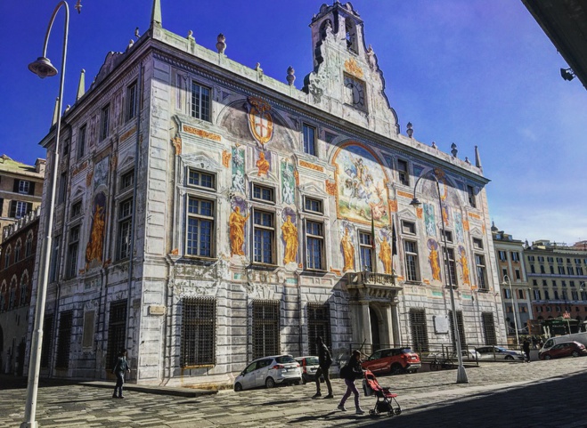 Perchè ci vole à andà in Ghjenuva