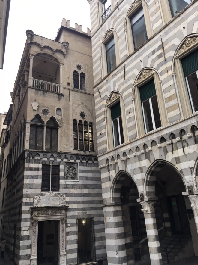 Perchè ci vole à andà in Ghjenuva Perchè ci vole à andà in Ghjenuva