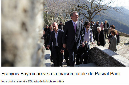 Bayrou hè cullatu à strappà i voti in a casa di Pasquale Paoli Bayrou hè cullatu à strappà i voti in a casa di Pasquale Paoli