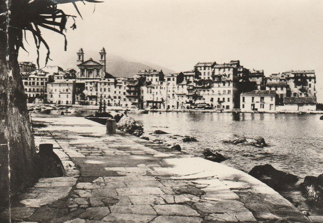 I lochi di Bastia di Pesciu Anguilla I lochi di Bastia di Pesciu Anguilla