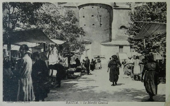 I lochi di Bastia di Pesciu Anguilla I lochi di Bastia di Pesciu Anguilla