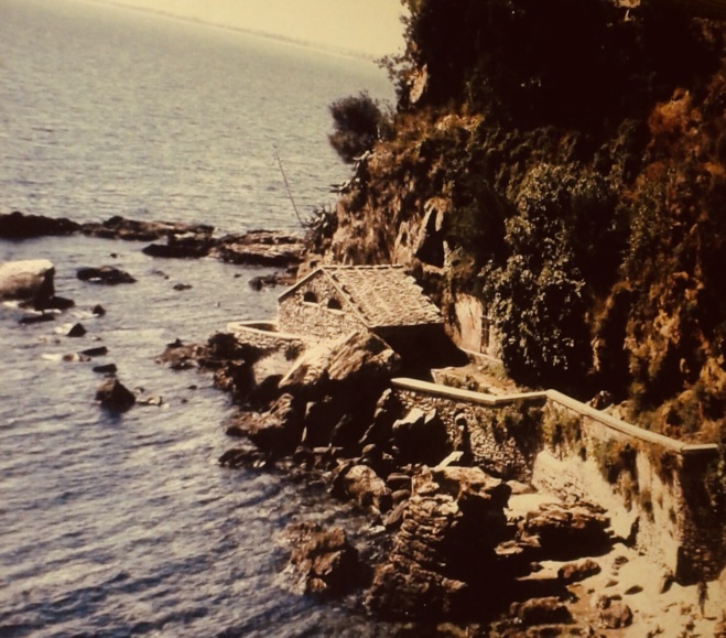 C'era una vita nanzu à u tunellu C'era una vita nanzu à u tunellu