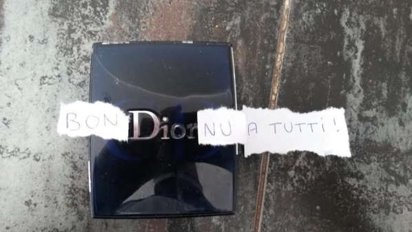 Ancu tù, ghjoca cù un pezzu di carta