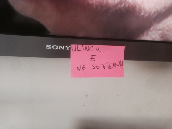 Ancu tù, ghjoca cù un pezzu di carta