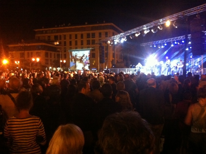 5000 persone in Aiacciu cù Parlemu Corsu 5000 persone in Aiacciu cù Parlemu Corsu