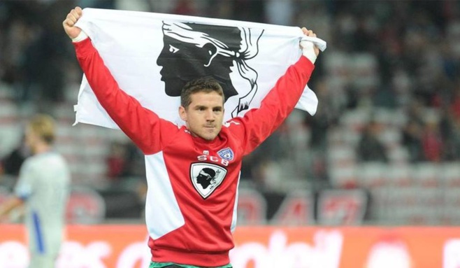 Cumu Leca hè diventatu l'ìdule di a Corsica sana Cumu Leca hè diventatu l'ìdule di a Corsica sana