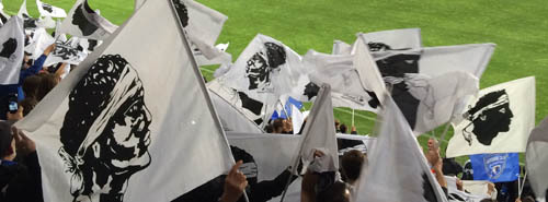 Ma da induve vene a bandera corsa ? Ma da induve vene a bandera corsa ?