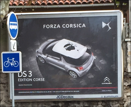 Sò Corsu, aghju l'autocollant tamantu Sò Corsu, aghju l'autocollant tamantu