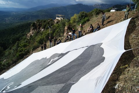 Hè a bandera corsa a più grande di u mondu Hè a bandera corsa a più grande di u mondu