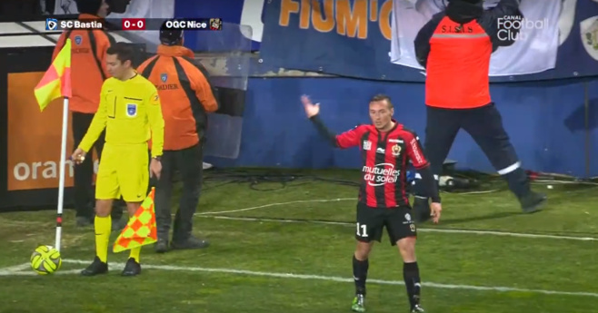 Pierre Ménès à prupositu di Furiani : "ça fout les ch'tons" Pierre Ménès à prupositu di Furiani : "ça fout les ch'tons"