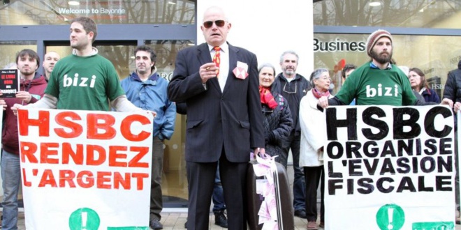 Arrubbanu una carreia à 500 milioni d'Euri per fà corre a pulizza è discità u populu Arrubbanu una carreia à 500 milioni d'Euri per fà corre a pulizza è discità u populu