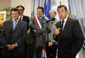 À patti chjari, amichi cari... À patti chjari, amichi cari...