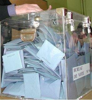 I studienti è a demucrazia : u civisimu à l'usu corsu I studienti è a demucrazia : u civisimu à l'usu corsu