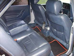 Cumprate a vitturaccia di Le Pen nant'à ebay ! Cumprate a vitturaccia di Le Pen nant'à ebay !