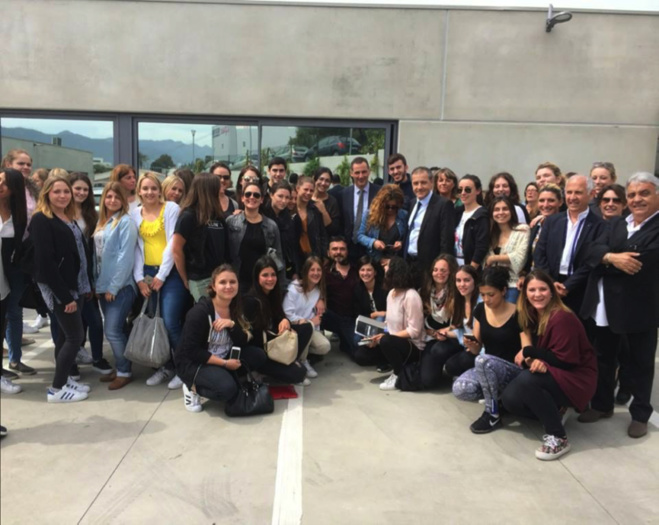 Cumu fà per diventà sex-symbol corsu ?  Cumu fà per diventà sex-symbol corsu ?