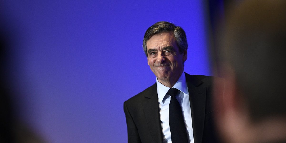 Fillon : "la langue corse ne peut se substituer au français"