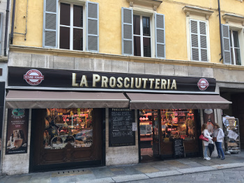 Ondeci ragioni d'andà à visità à Parma