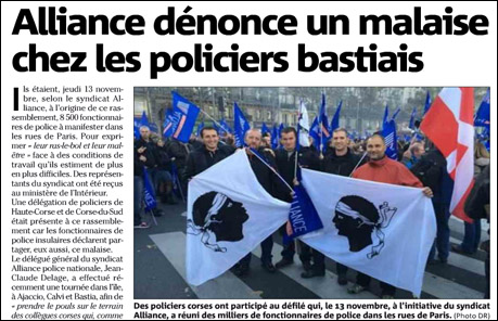 Pruvucazione cù a bandera : i pulizzeri dinù Pruvucazione cù a bandera : i pulizzeri dinù