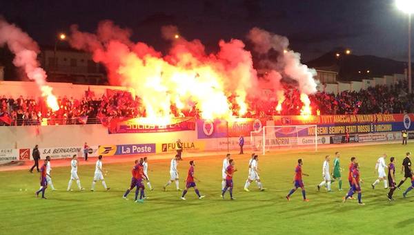 Perchè u Gazélec in L1 hà da rompe e stacche Perchè u Gazélec in L1 hà da rompe e stacche