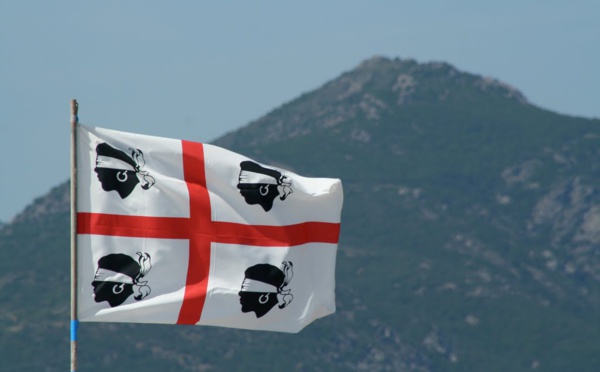 L'amnistia di i prigiuneri corsi vutata da... u cunsigliu municipale di Sassari