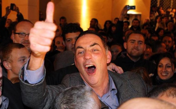 Elezzione : a lege di u più forte