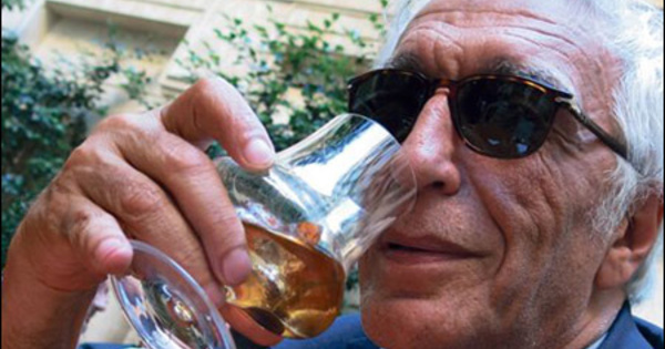 Gérard Darmon vole ripiglià a lotta