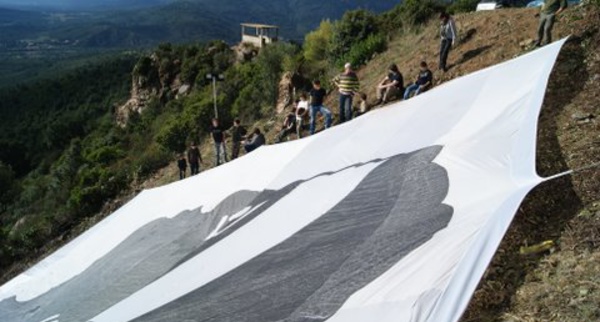 Hè a bandera corsa a più grande di u mondu