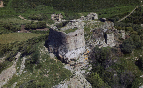 I più belli castelli di Corsica