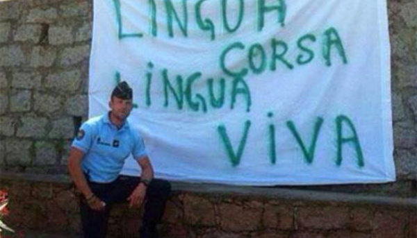 Ùn ci vulerà micca à cuntà nant'à i ministri francesi per salvà a lingua corsa...