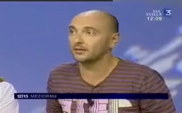 Ancu Fred Poggi leghje A Piazzetta